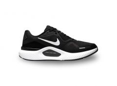 Nike womens Structure 26