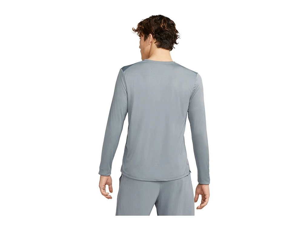 Men's dri-fit miler running long sleeve shirt outlet